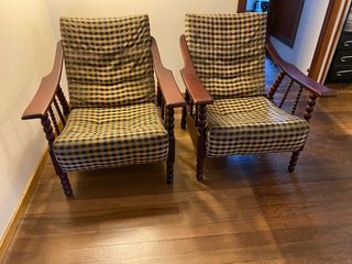 Poltrone vintage in legno e tessuto