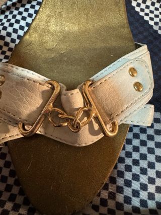 Zapatos de tacón negros