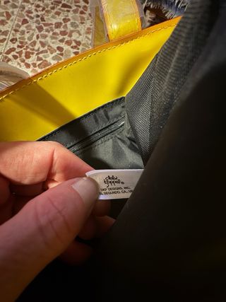 Bolso amarillo nuevo