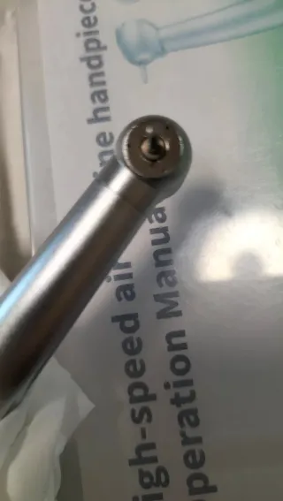 Turbina Dental de 4 orificios