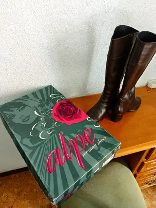 Botas altas piel Alpe Talla 39 Marrón