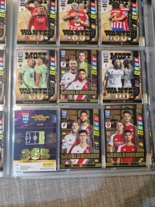 Álbum Panini FIFA 365 Adrenalyn XL 2025