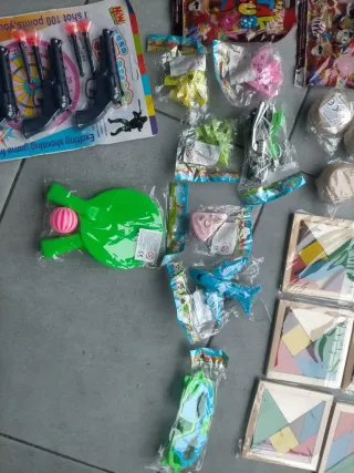 Lote de juguetes varios