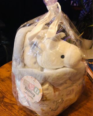 Conjunto Bebé: Manta y Peluche