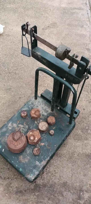 Báscula industrial antigua