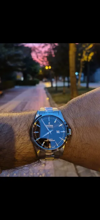 Reloj Festina Swiss Made Sapphire Negro