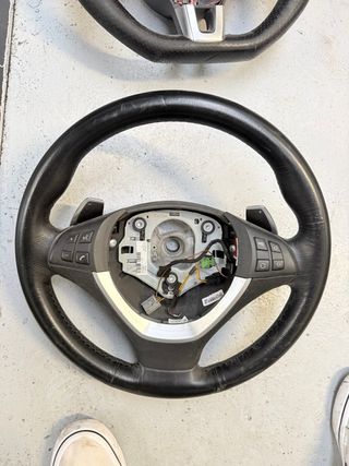 Volante BMW X5 F15 con levas 2015