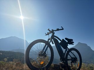 Bicicleta eléctrica Rockrider ST 500