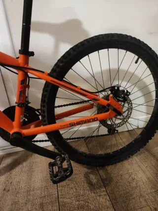 Bicicleta Moma 24'' MTB Naranja. Vendo dos iguales