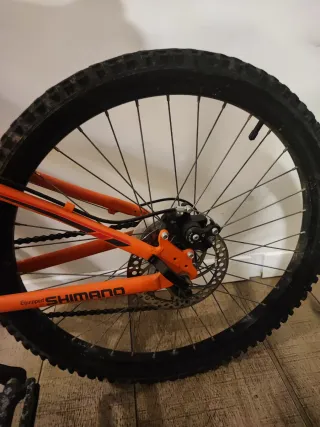 Bicicleta Moma 24'' MTB Naranja. Vendo dos iguales