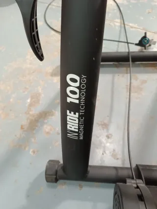 Rodillo B'Twin IN'RIDE 100 Magnético