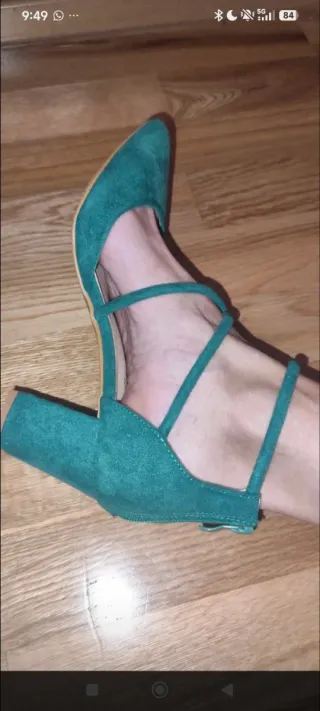 Zapatos tacón verde tiras Talla 41