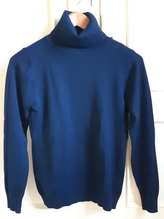 Jersey cuello vuelto azul