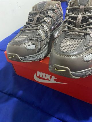 Nike P6000 Gris Plata
