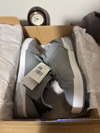 Adidas Court Tourino Talla 45 1/3 A ESTRENAR