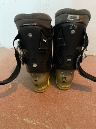 Botas de esquí Salomon talla 24/24,5