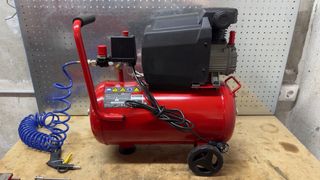 Compresor Einhell TC-AC 190/24/8