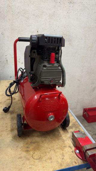 Compresor Einhell TC-AC 190/24/8