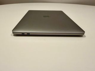 MacBook Pro 2020 i5 8GB RAM 13,3”