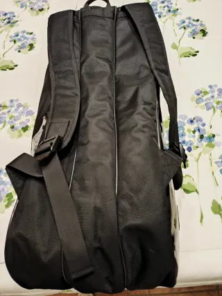 Raquetero de tenis LoS.