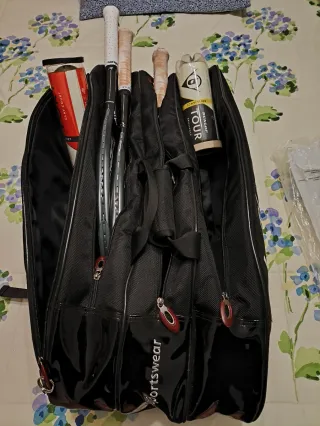 Raquetero de tenis LoS.