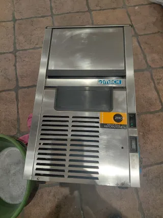 Macchina professionale per il ghiaccio MACH