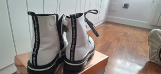 Botas blancas Pablosky usadas sólo en 2 ocasiones