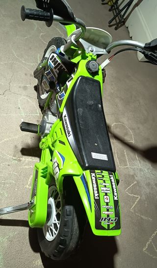 Moto eléctrica Kawasaki 100