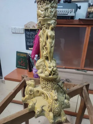 Lámpara de mesa antigua decorativa