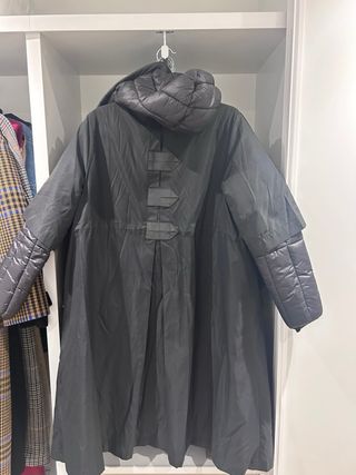 MONTE CERVINO Gabardina Plumífero Negro