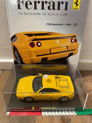 Ferrari F355 Berlinetta 1994 scala 1/24