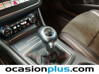 Mercedes-Benz CLA 200 d AMG Line 100 kW (136 CV)