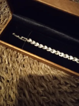 Pulsera Corazones Brillantes