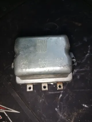 Regulador Carga Seat 600 DIN 51 67 30