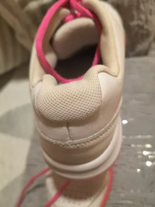 Zapatillas Nike Mujer Blancas y Rosas