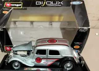 Citroen T.A. 15cv. Burago 1/24