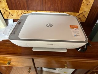 Impresora HP DeskJet 2720e Multifunción