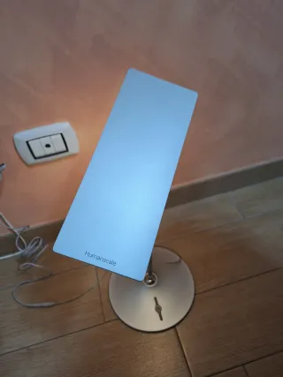 Lampada dactavolo Humanscale