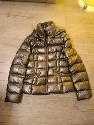 Cazadora Frime acharolada Talla L