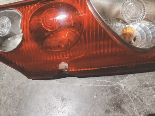 Piloto Renault Kangoo 2010 los dos juntos 50 euros