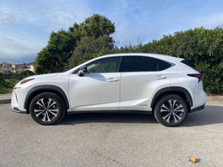 LEXUS NX PREMIUM 300H