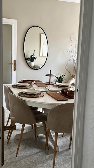 Mesa extensible de 6 plazas + 6 sillas terciopelo