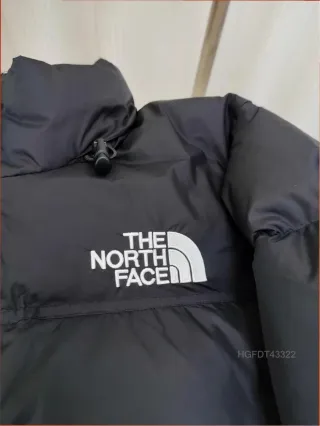 The North Face Nuptse Talla XS Nueva con Etiqueta