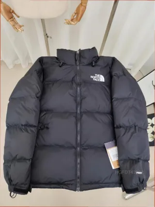 The North Face Nuptse Talla XS Nueva con Etiqueta
