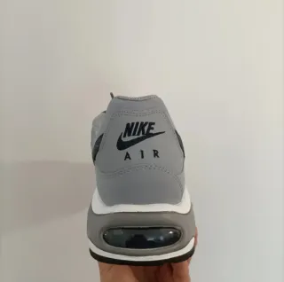 T42,5 Nike Air Max Command