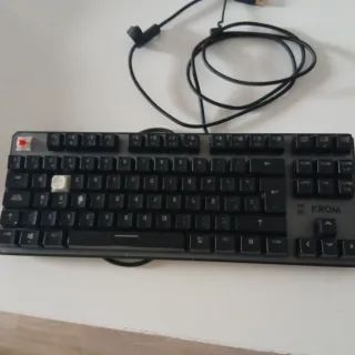 Teclado KROM Kronos TKL