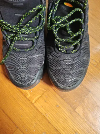 Nike TN 36.5 Scarpe Bambino