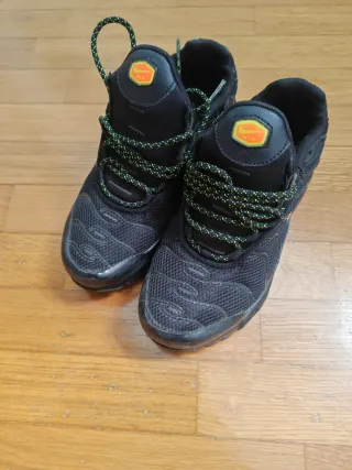 Nike TN 36.5 Scarpe Bambino