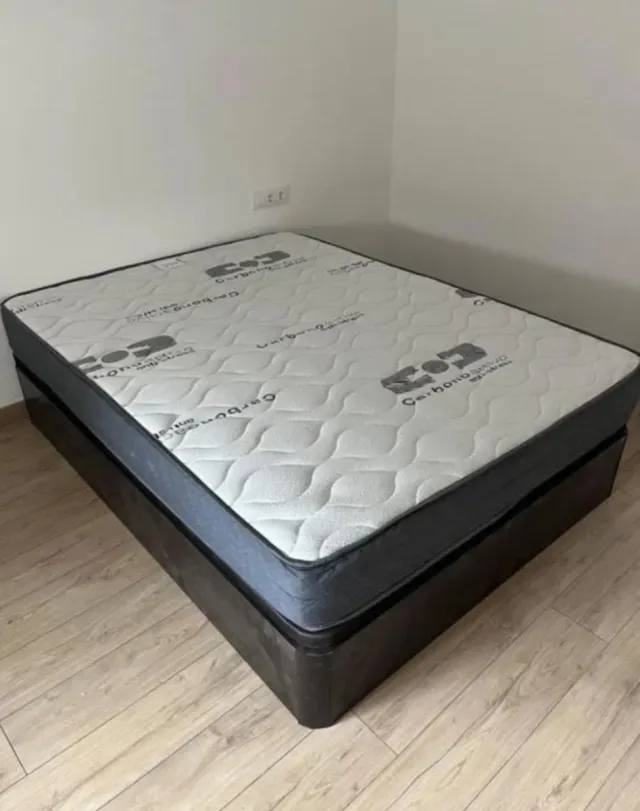 Canapés, colchones, somieres, basé cabezales.....