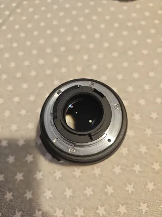 Objetivo Nikon Nikkor 35mm f/1.8G DX